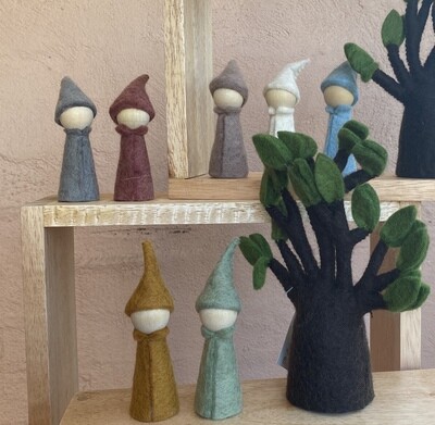 Felt Earth Gnomes (7 Pieces)